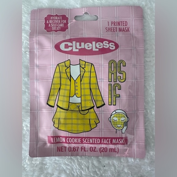 NWT Clueless Makeup Bundle - Picture 3 of 5